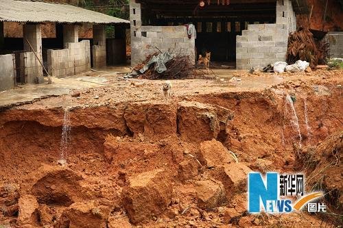 福建、广西、四川洪灾致35人死亡 国家启动四级响应