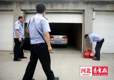 石家庄一小区密闭车库内 一男一女中毒死亡