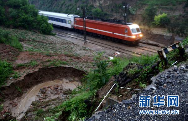 因强降雨导致的陇海铁路中断区段恢复运行 