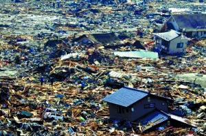 昨日，日本岩手县陆前高田市，地震和海啸过后的场景。Sankei 摄