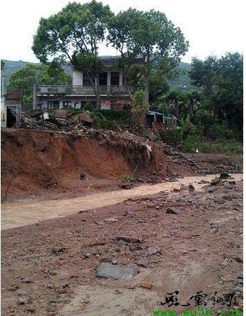 浙江舟山水库垮坝已造成10人遇难27人受伤