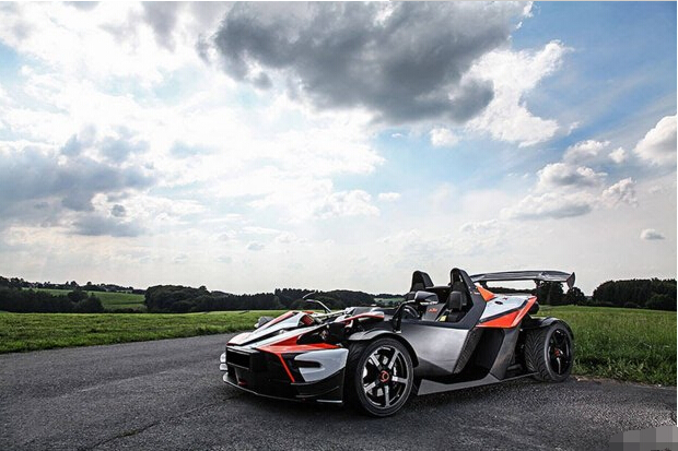 百公里加速3.2秒 性能改装KTM X-BOW